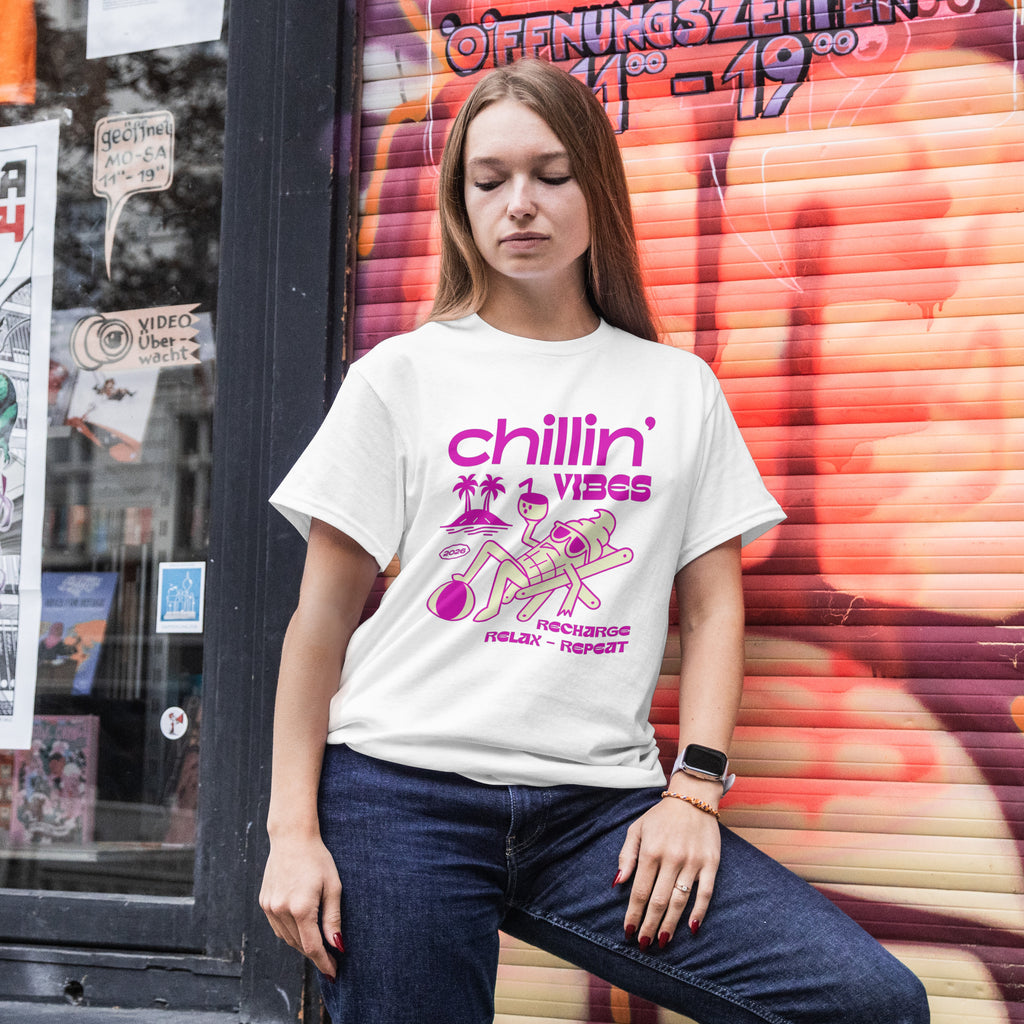 Chillin' Vibes Graphic Tee